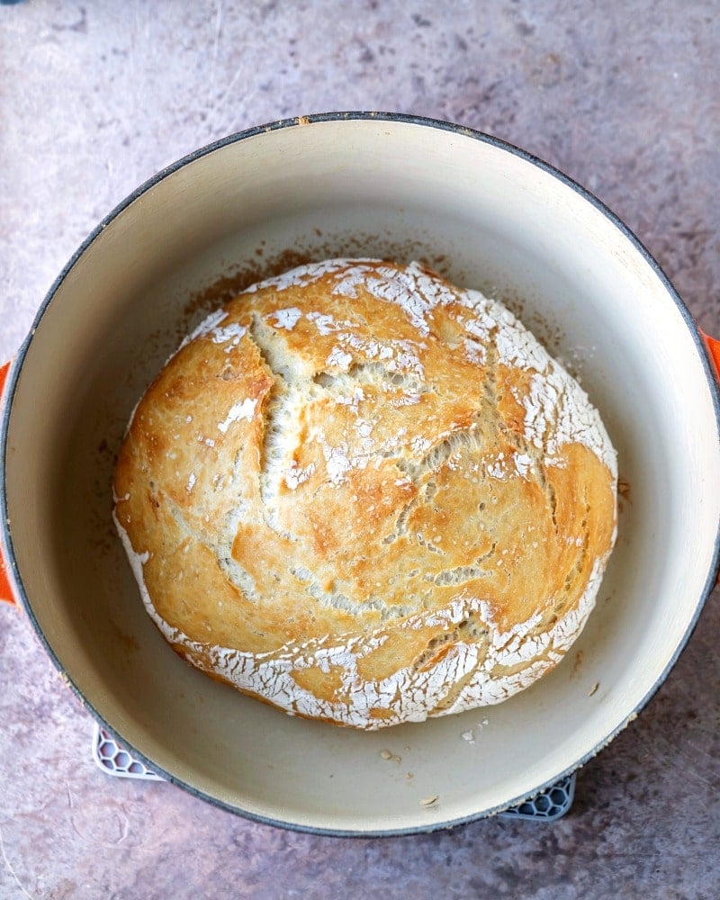 No knead bread in a Dutch oven