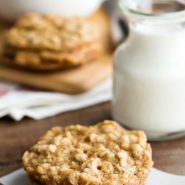 Oatmeal Cookies with Peanut Butter Filling