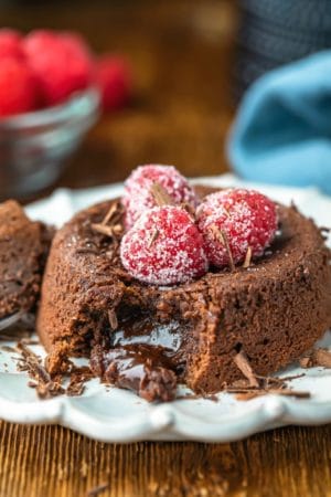 Molten chocolate cake with chocolate lava flowing out