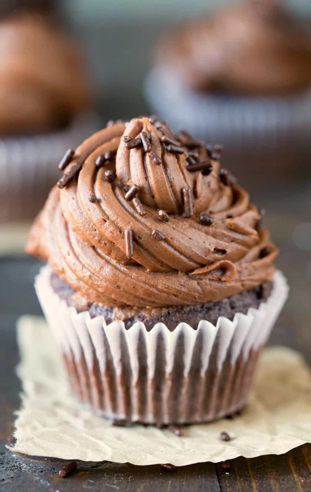 Chocolate Buttercream Frosting - I Heart Eating