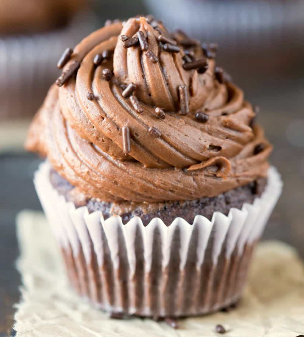 Chocolate Buttercream Frosting I Heart Eating Chocolate Buttercream Frosting I Heart Eating