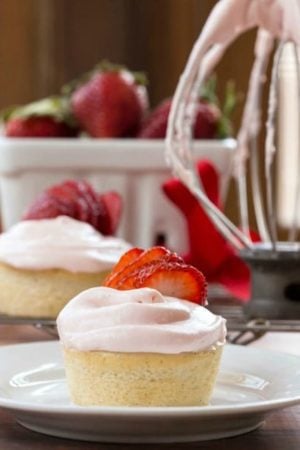 Strawberry Cream Cheese Icing