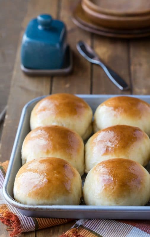 30 Minute Honey Butter Rolls I Heart Eating
