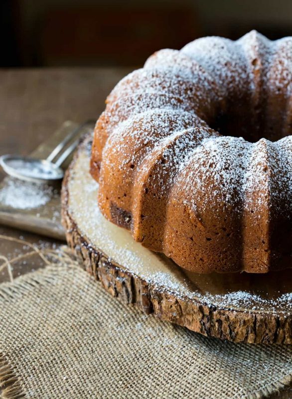 Pumpkin Spice Swirl Bundt Cake Recipe I Heart Eating
