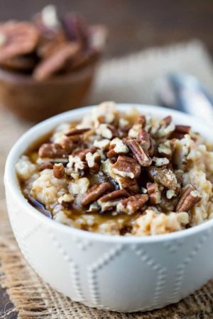 Slow Cooker Overnight Pecan Pie Oatmeal