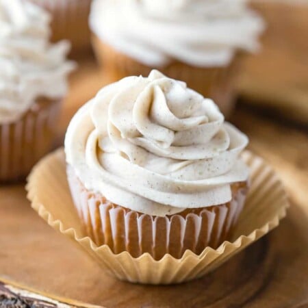 Whipped Cinnamon Buttercream Frosting