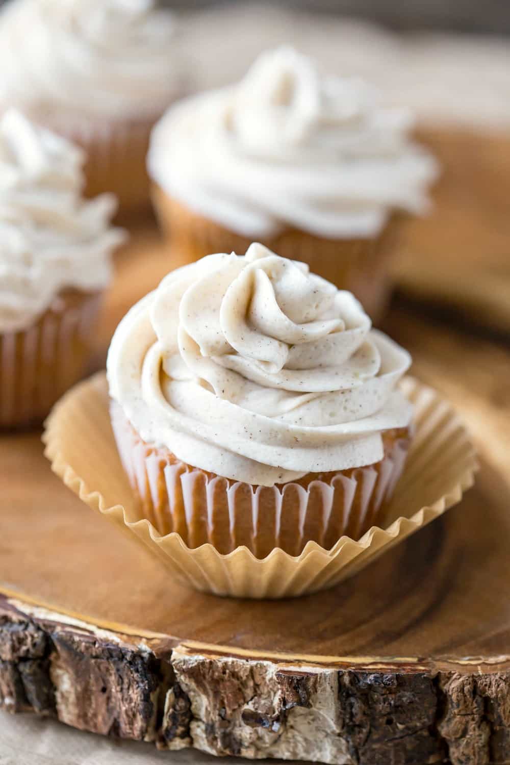 Whipped Cinnamon Buttercream Frosting