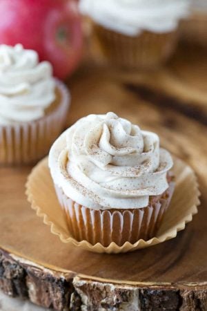 Whipped Cinnamon Buttercream Frosting Recipe