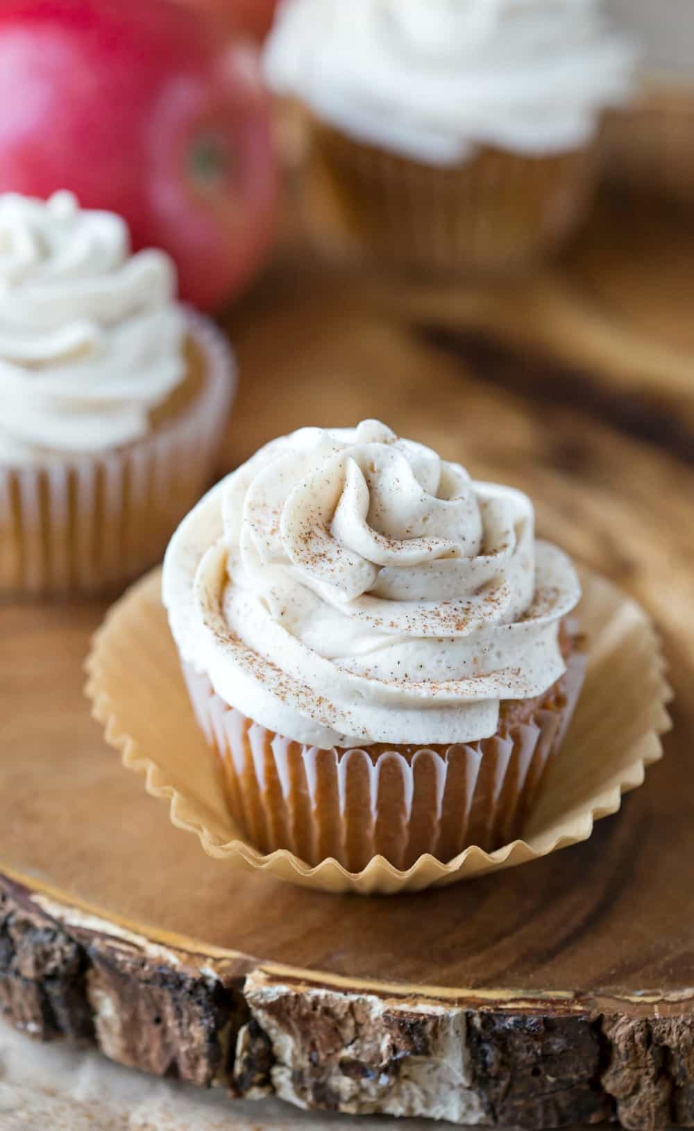 Whipped Cinnamon Buttercream Frosting Recipe