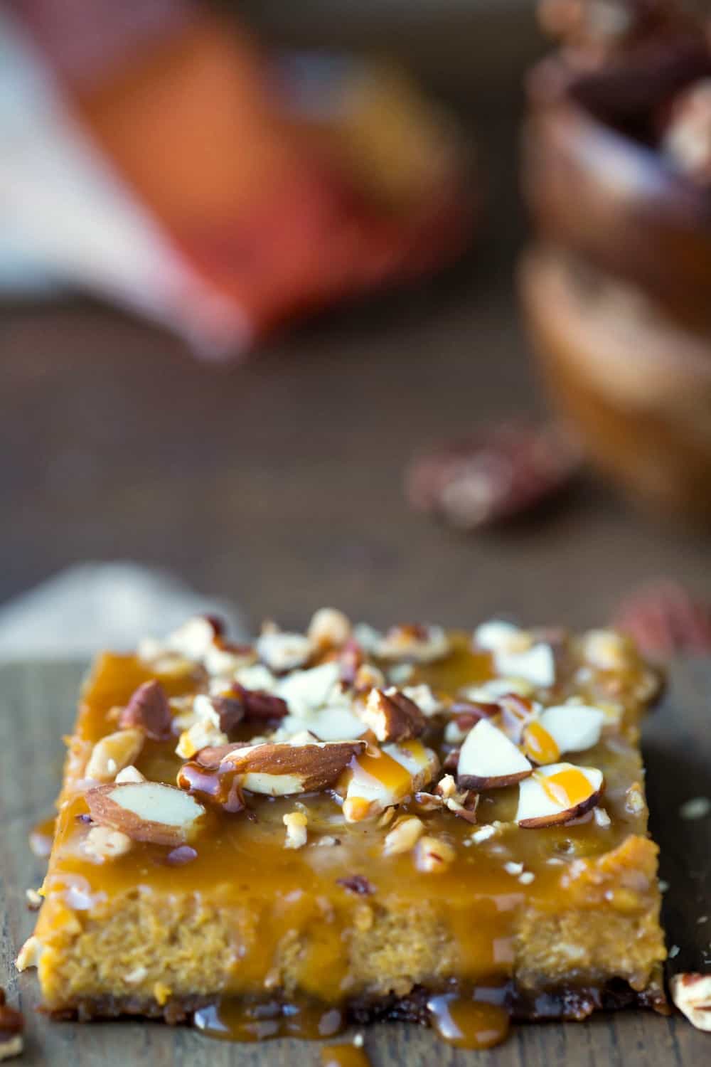 toffee pumpkin pie bars