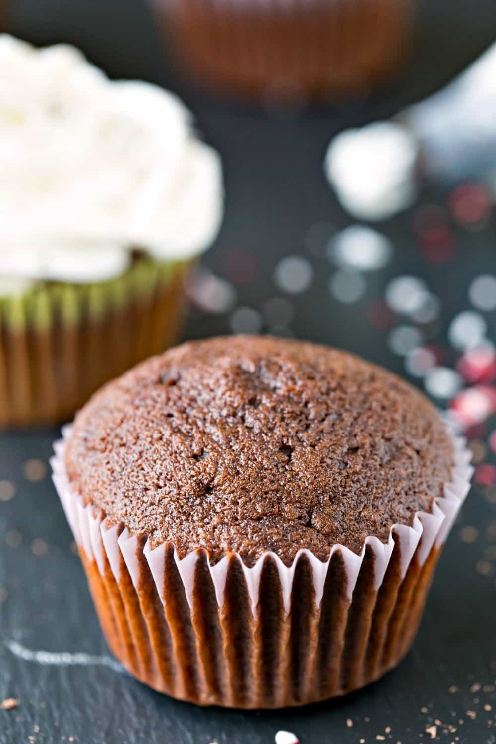 Easy Chocolate Cupcakes - I Heart Eating