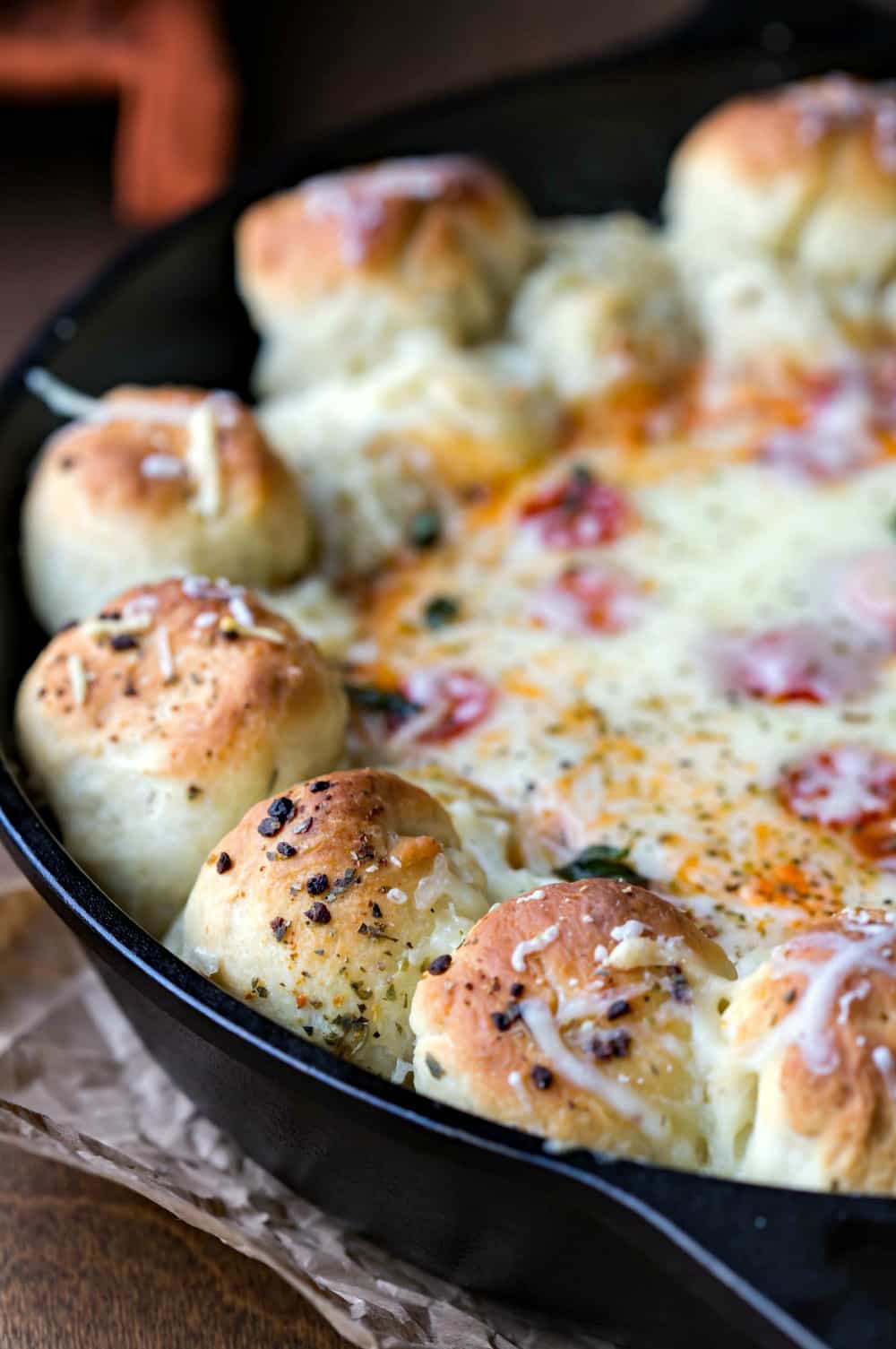 Skillet Pizza Dip I Heart Eating