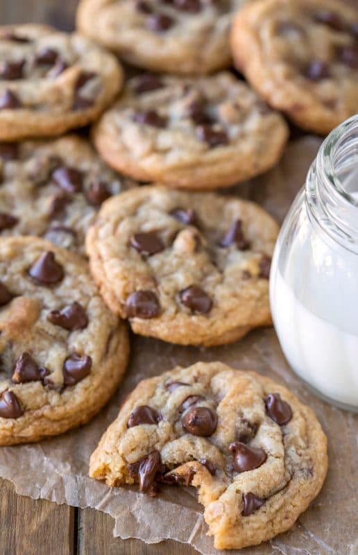 Toffee Chocolate Chip Cookies - I Heart Eating