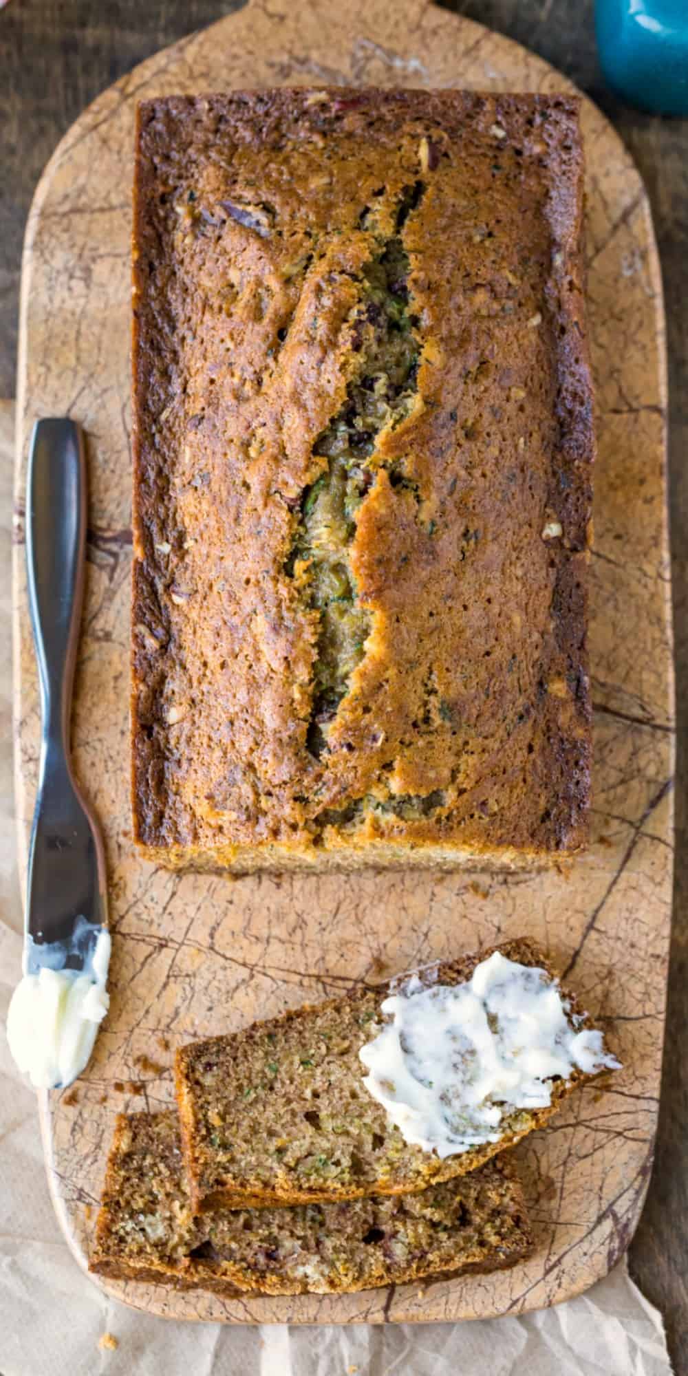 Best easy zucchini bread recipe! Makes two loaves of moist, perfectly spiced zucchini bread. Includes tips on how to make zucchini bread.
#zucchinibread #recipe #zucchini #best #quickbread #noyeast #breakfast #dessert #easy #ihearteating
