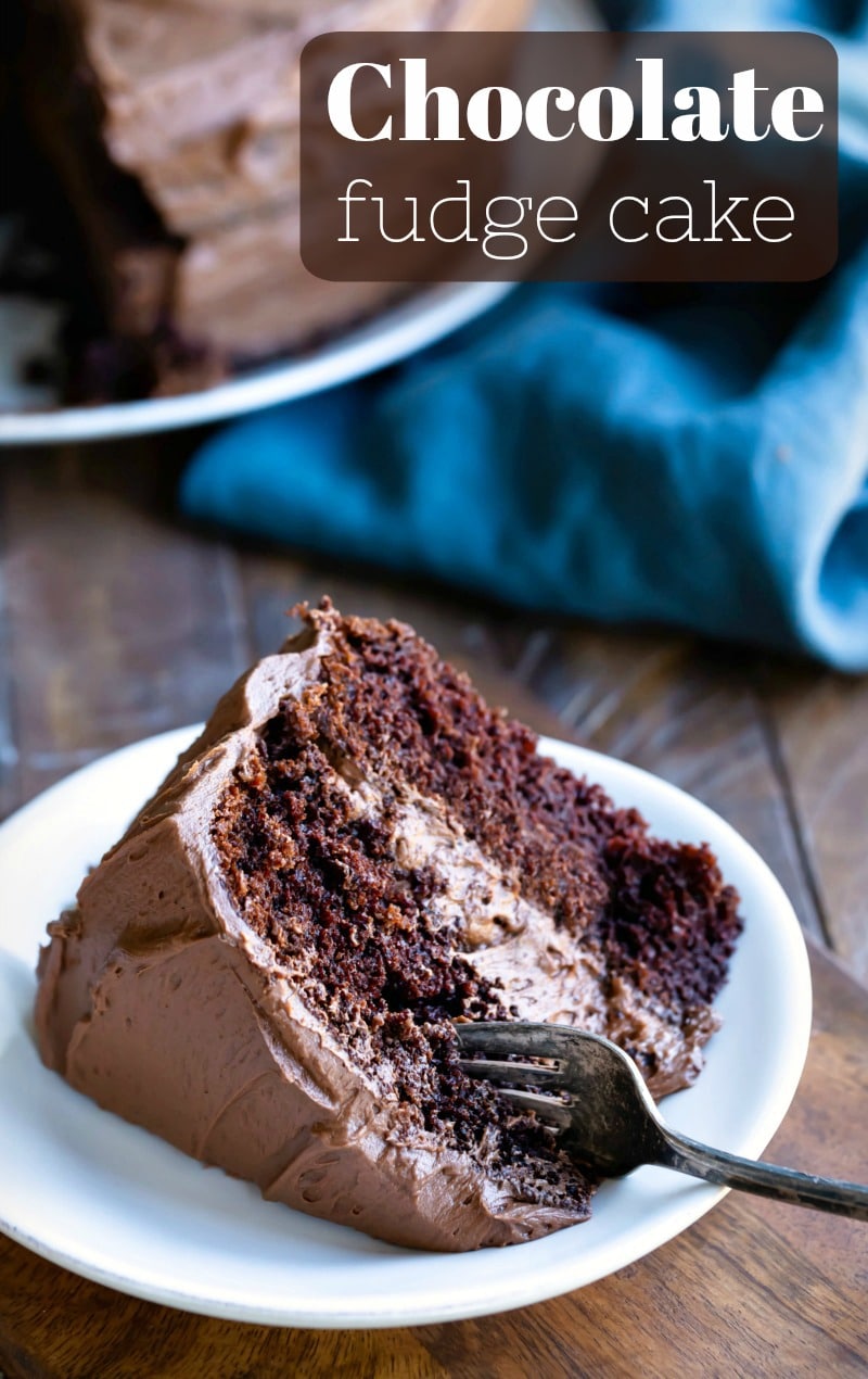 Chocolate fudge cake is the ultimate chocolate cake recipe! This moist, chocolaty cake is so easy to make. You'll never want to buy a box mix again! #chocolate #cake #recipe #best #easy #ihearteating