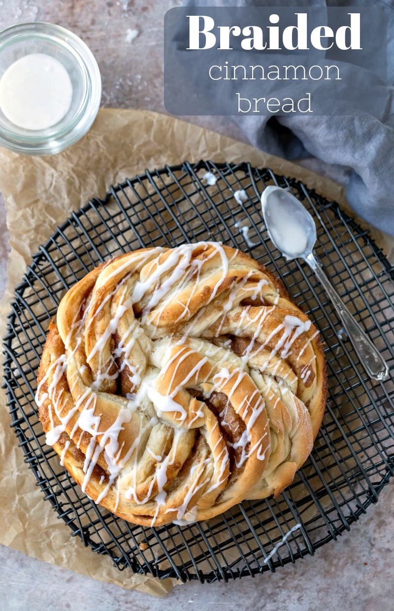 Easy braided cinnamon bread recipe with step-by-step photos.
#cinnamonbread #breakfast #baking #yeast #cinnamonsugar #recipe #easy #homemade