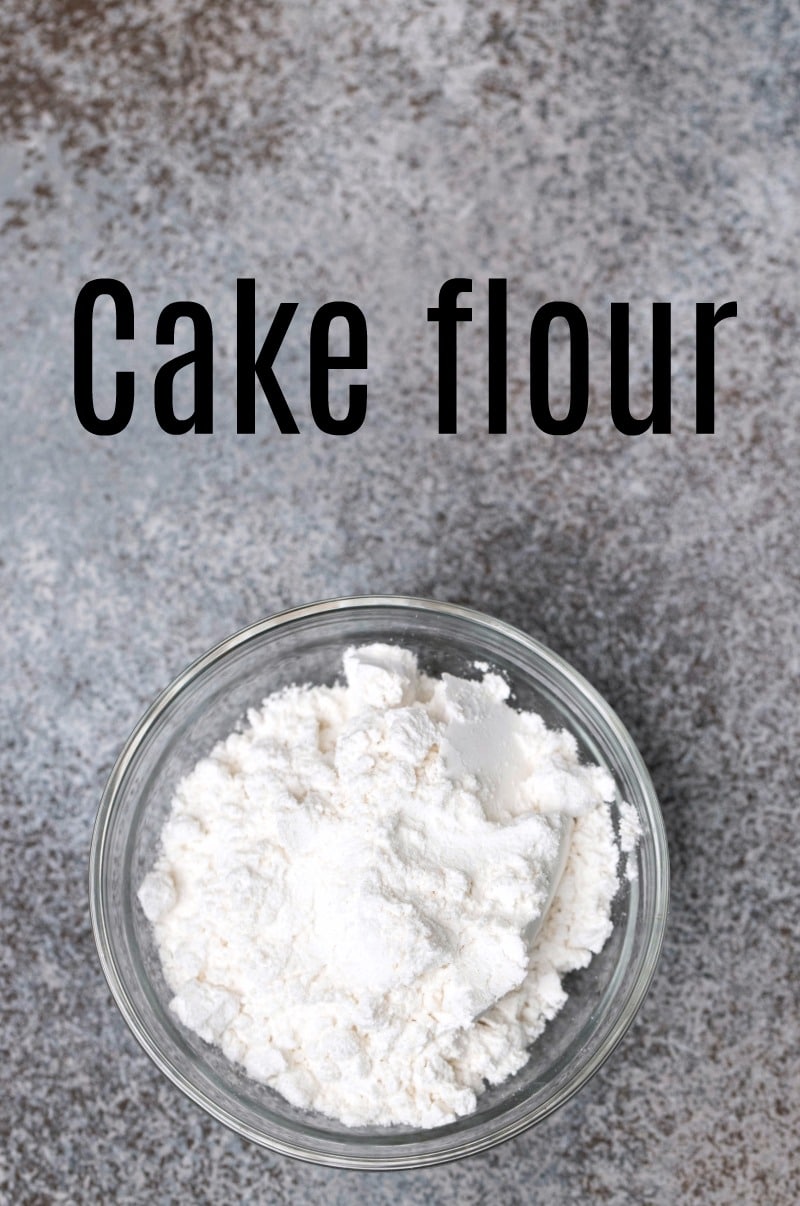 Cake flour in a glass dish