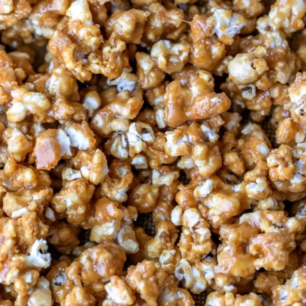 Caramel corn on a baking tray
