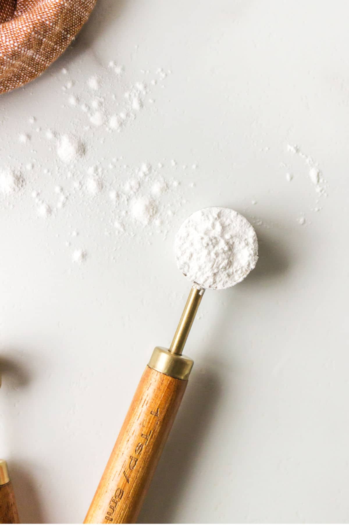 BAKING POWDER VS BAKING SODA - What Sarah Bakes