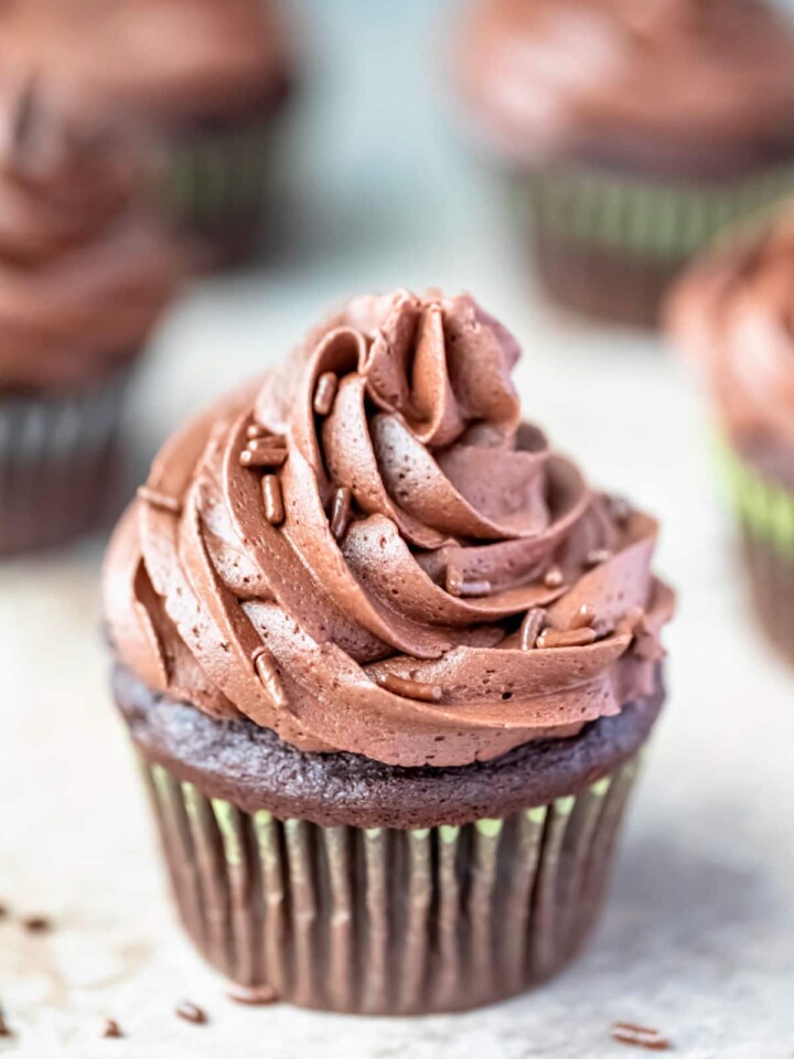 Salted Caramel Buttercream Frosting Recipe I Heart Eating