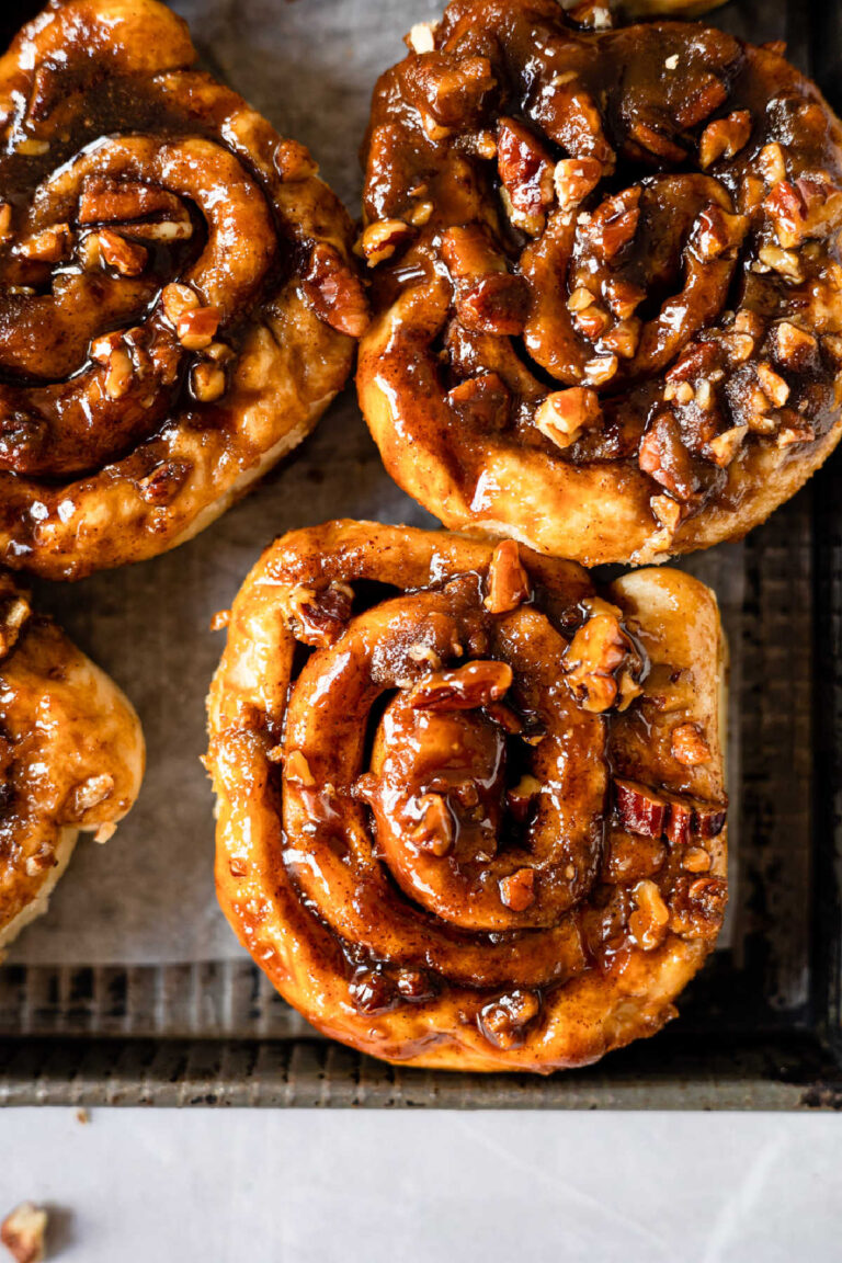 Easy Caramel Rolls I Heart Eating