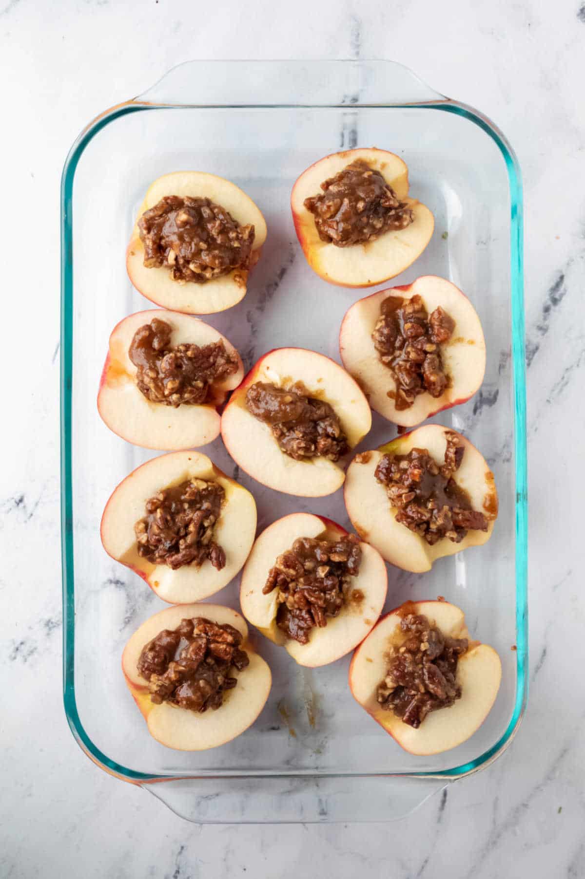 Halved apples filled with filling.