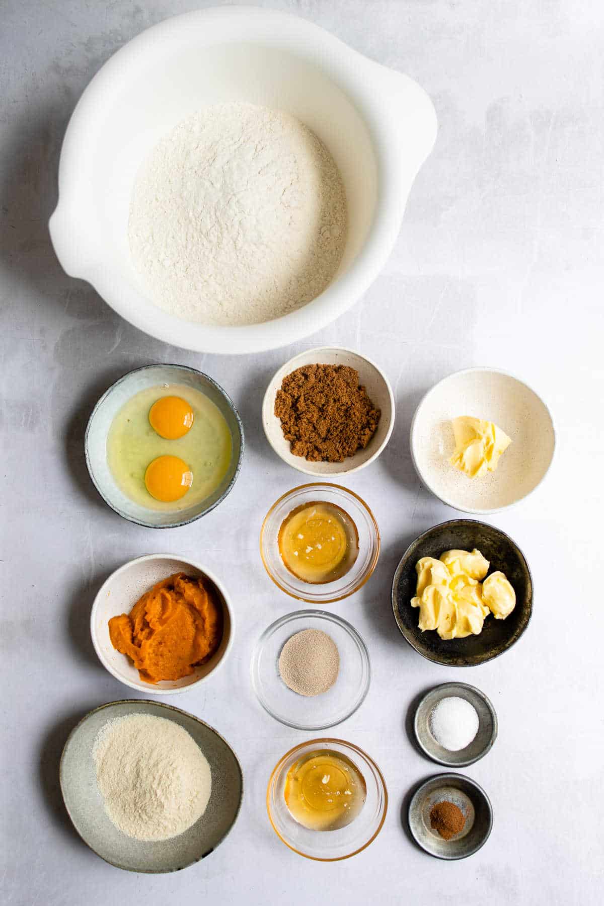 Ingredients for pumpkin crescent rolls in dishes. 
