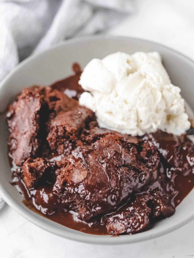 cropped-hot-fudge-pudding-cake-5-1200.jpg