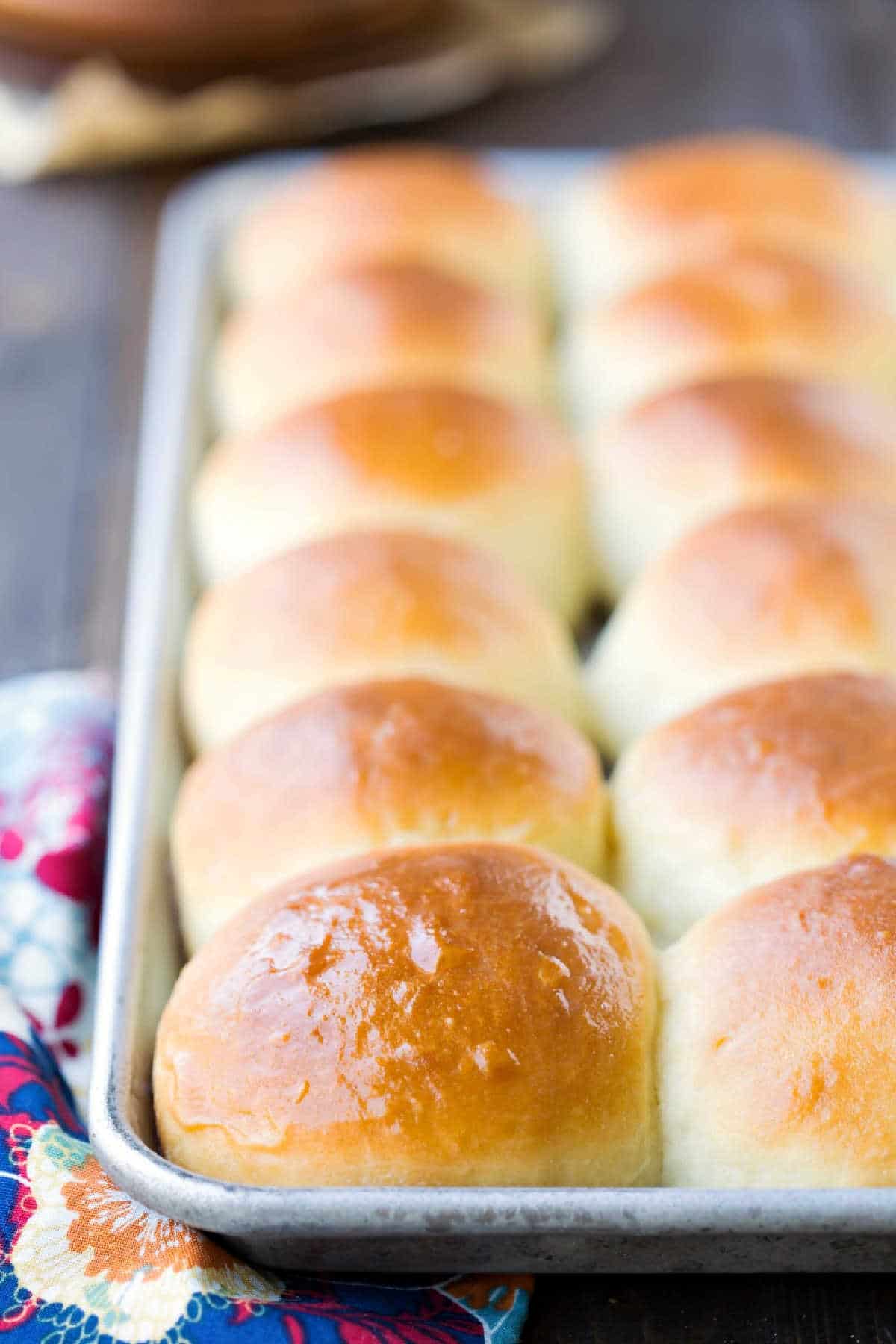 Hawaiian rolls on a baking tray