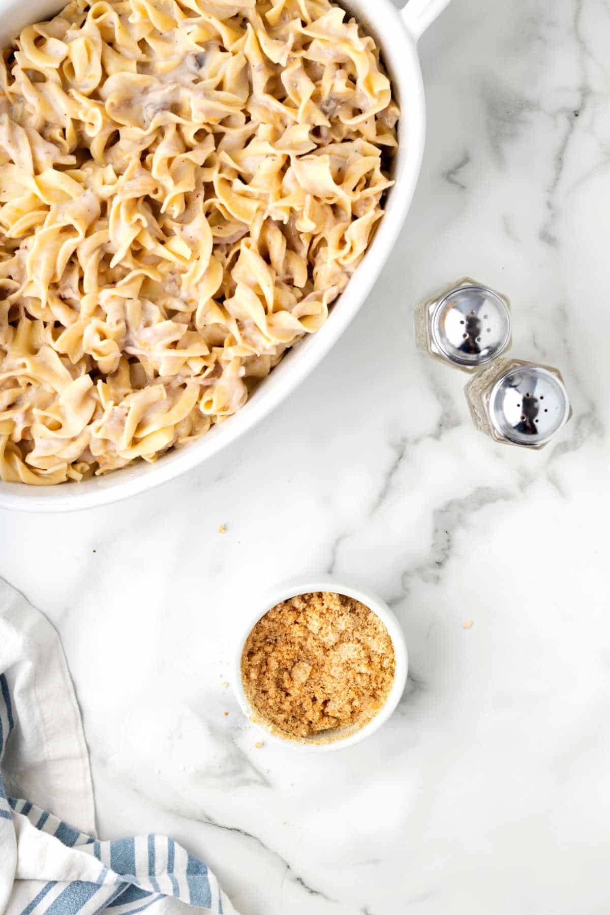 Bread crumbs and butter in a small bowl. 