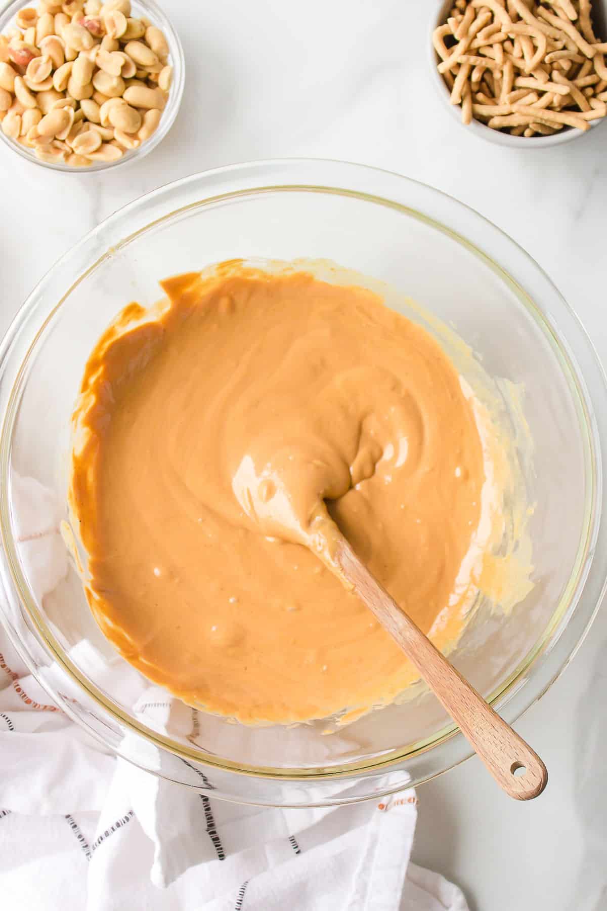 Ingredients for haystack cookies in dishes. 