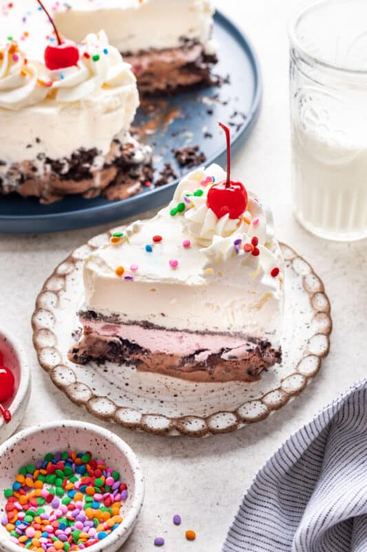 Dairy Queen Menu Ice Cream Cakes The Craziest Cake Decorations Ever - 738cmek
