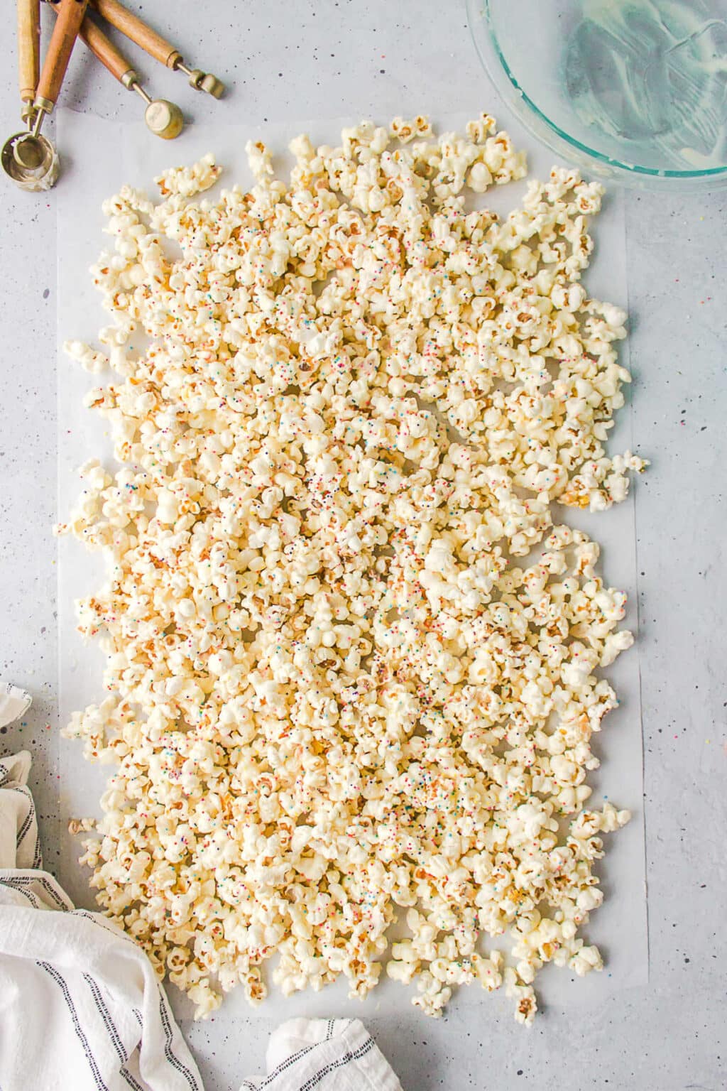 birthday-cake-popcorn-recipe-i-heart-eating