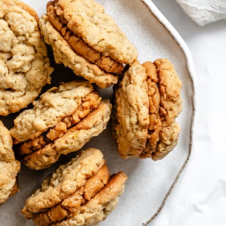Close up photo of Do-Si-Dos cookies on their side.