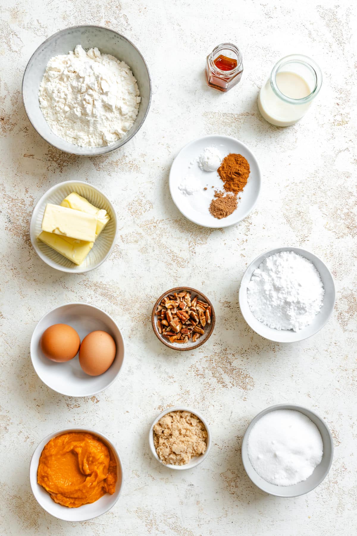 Ingredients for sweet potato pie bread in dishes. 