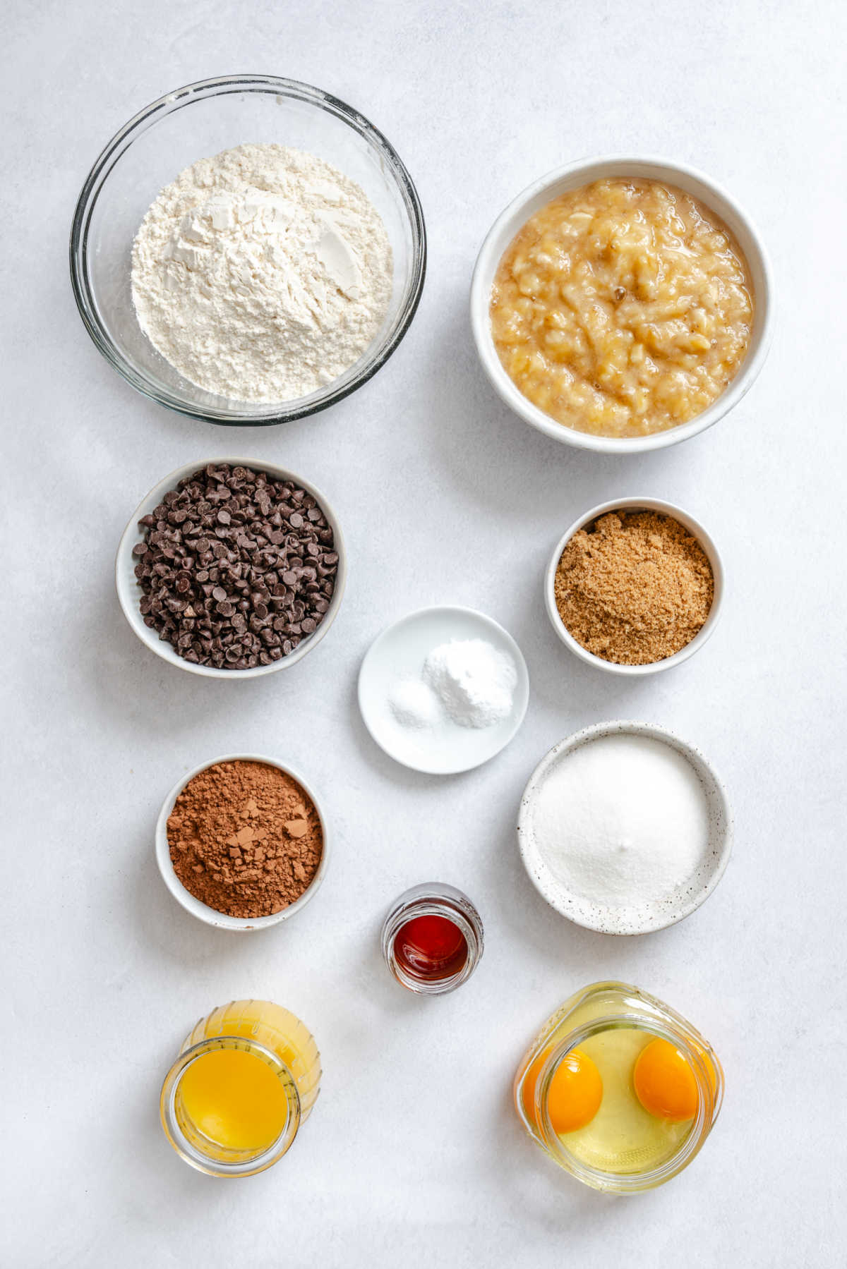 Ingredients for chocolate banana bread in dishes.